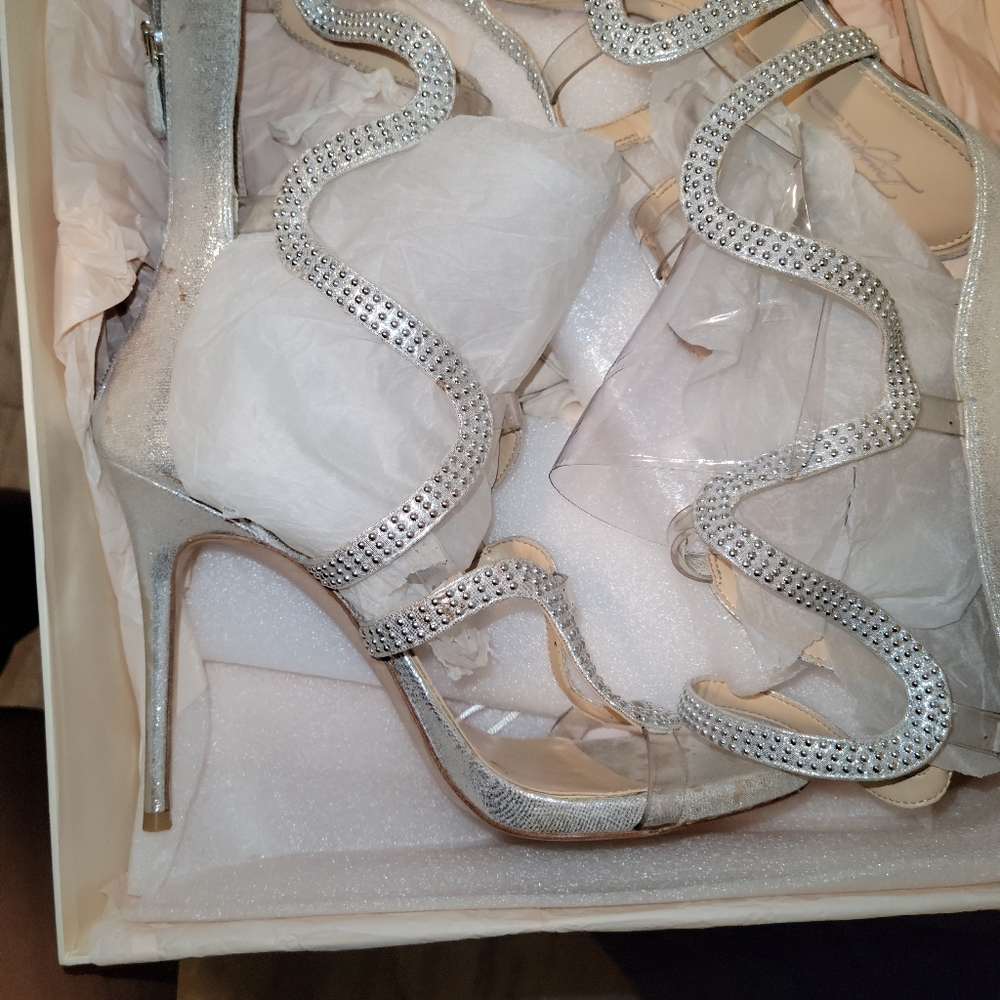 Shoes - Picture 3 of 3